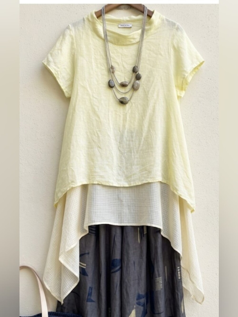 100% Linen Pale Yellow Top With Back Ruffle Hem (M) Lagenlook Arty Sophisticated